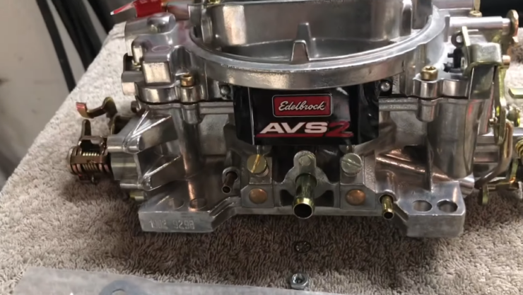 Edelbrock carb swap Chevrolet 350